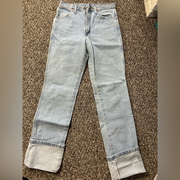 Wrangler Denim Jeans in Light Blue - Picture 2 of 4
